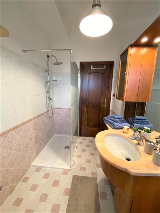 Casa Viola A 900 Mt Dalla Staz. Centrale Pescara Exteriör bild