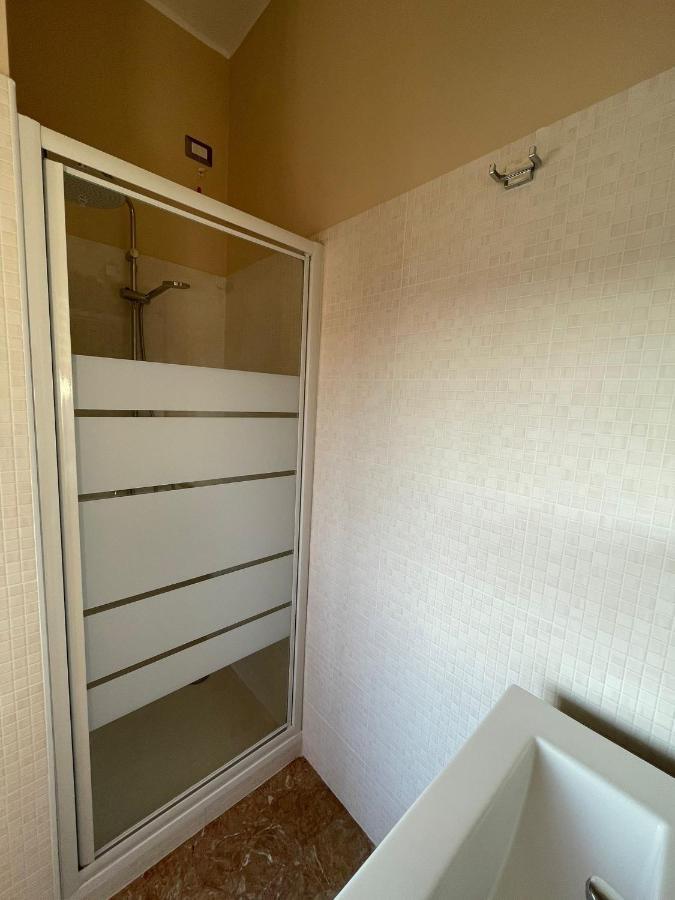 Casa Viola A 900 Mt Dalla Staz. Centrale Pescara Exteriör bild
