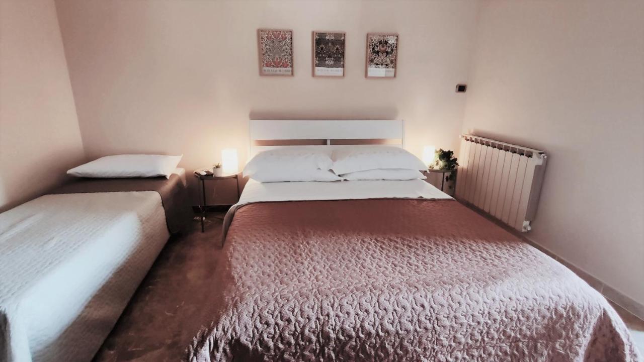 Casa Viola A 900 Mt Dalla Staz. Centrale Pescara Exteriör bild